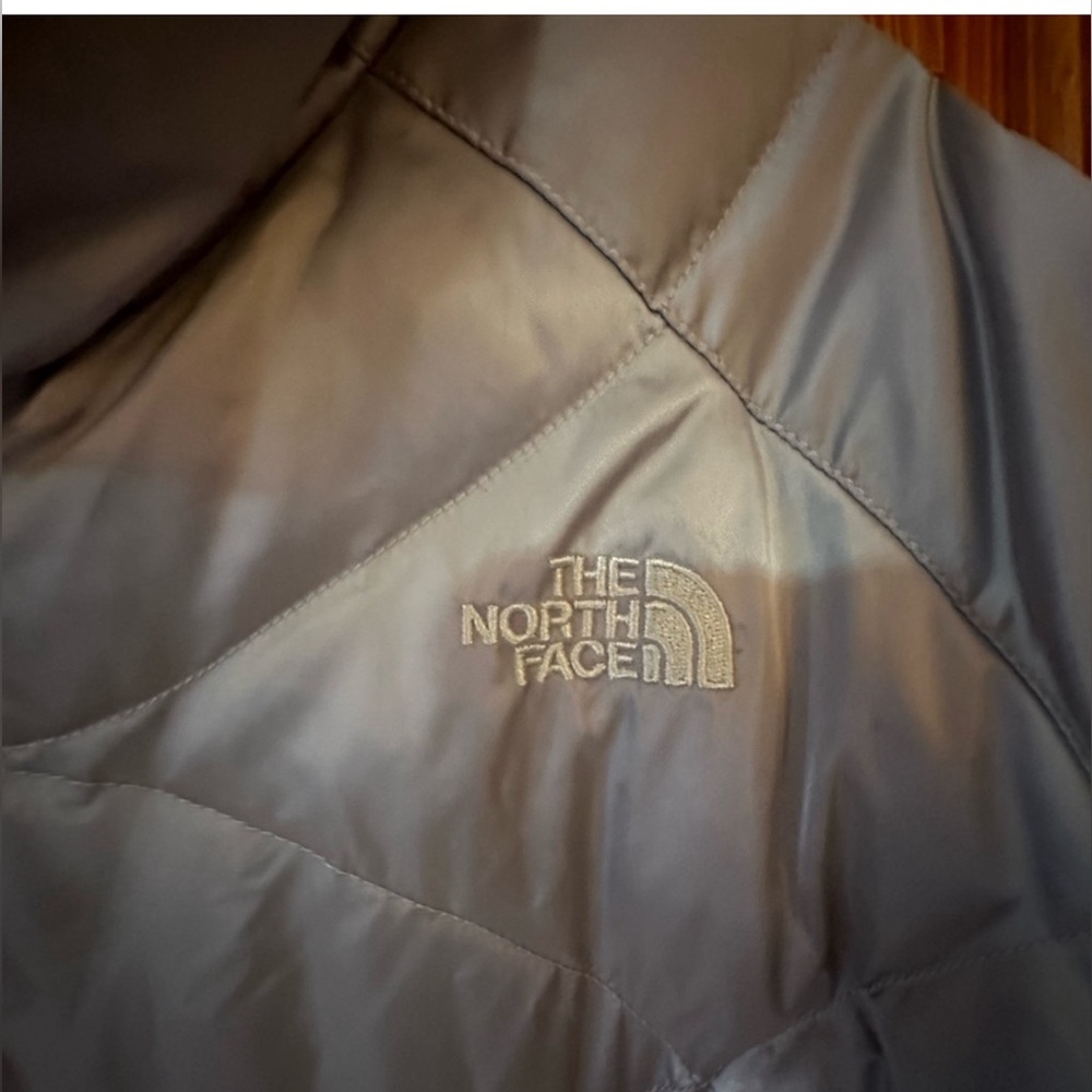 Women’s XL North Face jacket. 550 gram